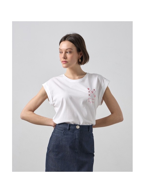 T-shirt με κέντημα καρδιές Passager 41081