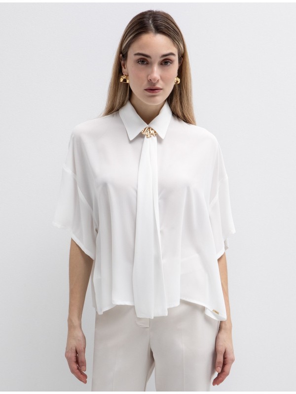 Oversized shirt with ribbon & brooch toi&moi 30-5802-126